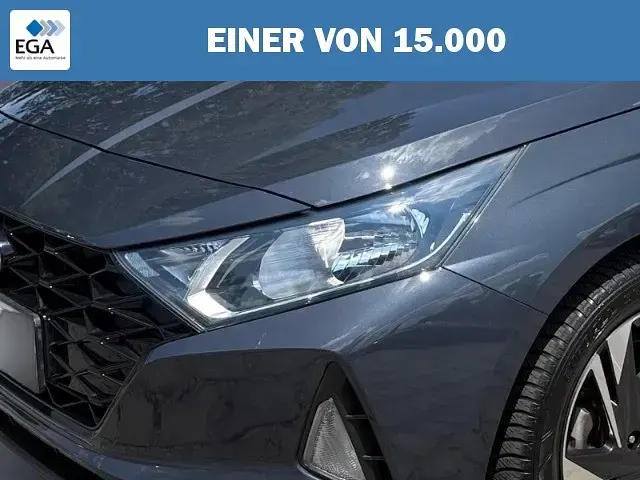Gebraucht Hyundai i20 Trend 101 PS (74 kW) 2022 Grau metallic Kleinwagen