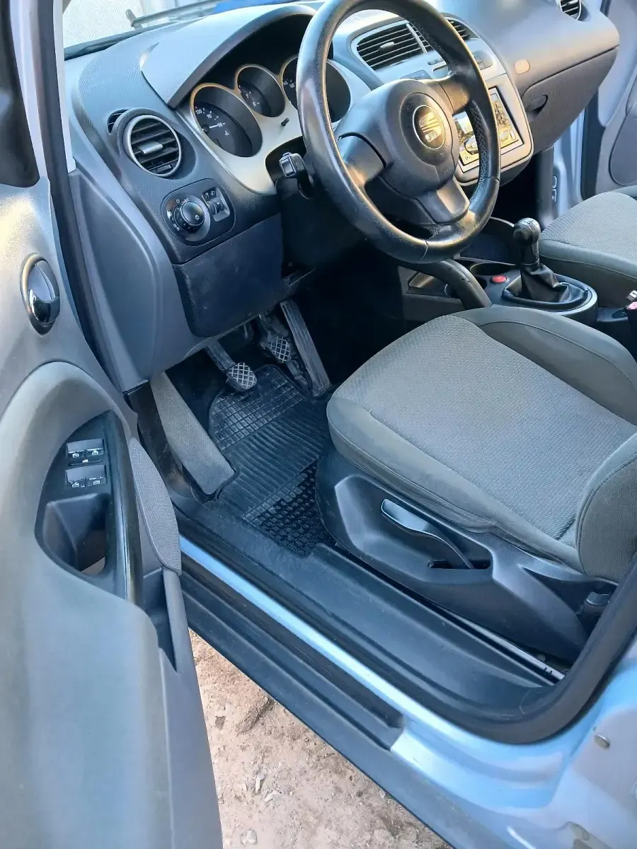 Używany Seat Altea 101 KM (74 kW) 2005 Niebieski Minivan