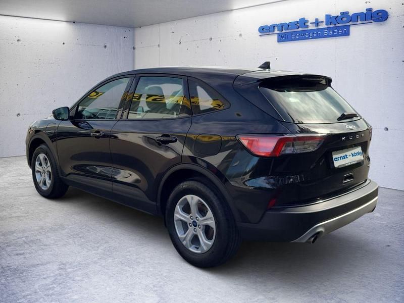 Second-hand Ford Kuga Cool & Connect 224 CP (164 kW) 2022 Negru SUV