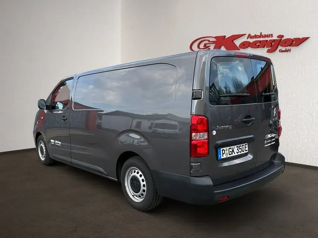 Gebraucht Citroën e-Jumpy 100 kW (136 PS) 2025 Platinumgrau metallic Van / Kleinbus