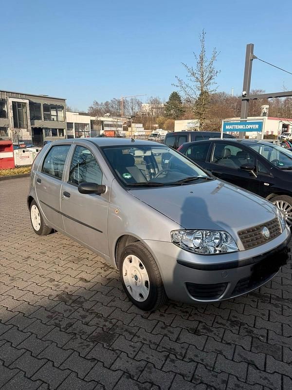 Gebraucht Fiat Punto 60 PS (44 kW) 2004 Silber Kleinwagen