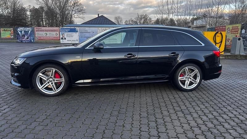 Gebraucht Audi A4 S-Line 220 PS (161 kW) 2017 Schwarz Kombi