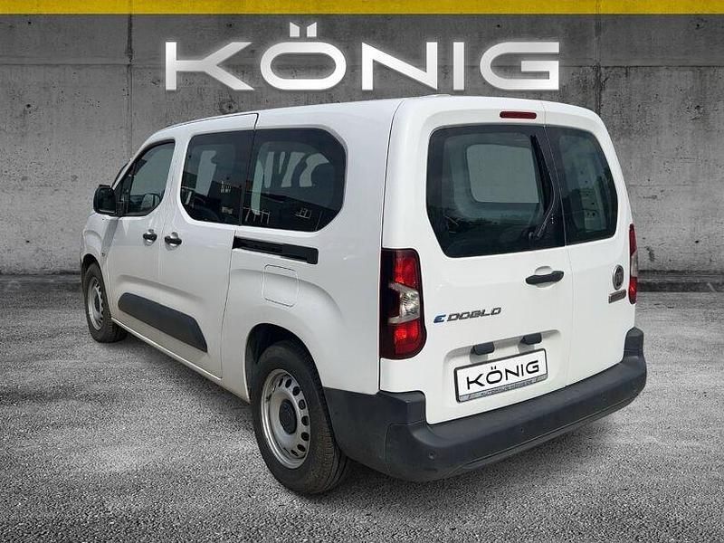 Gebraucht Fiat e-Doblò 100 kW (136 PS) 2022 Weiß Van / Kleinbus