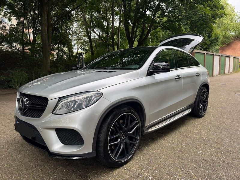 Grau Gebraucht 2016 Mercedes GLE450 AMG Coupé | 31.000 € (Fairer Preis) - Bild 1/4