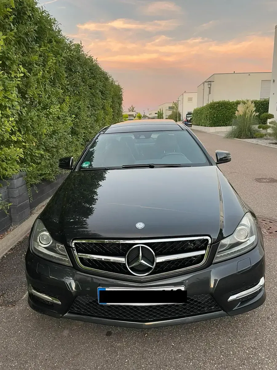 Gebraucht Mercedes C350 AMG 306 PS (225 kW) 2012 Schwarz Coupé