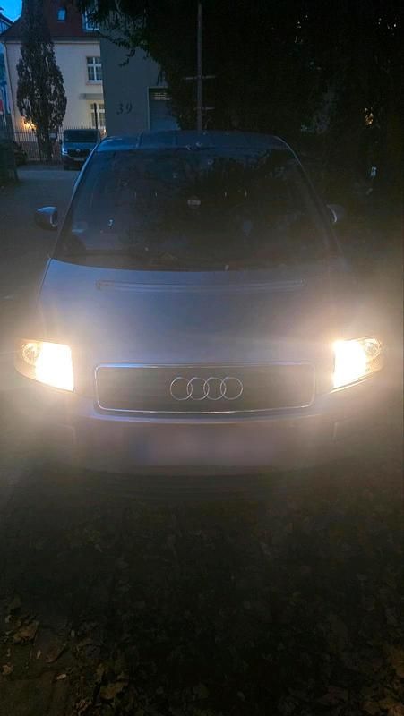 Silber Gebraucht 2004 Audi A2 Kleinwagen | 1.500 € (Superpreis) - Bild 1/4