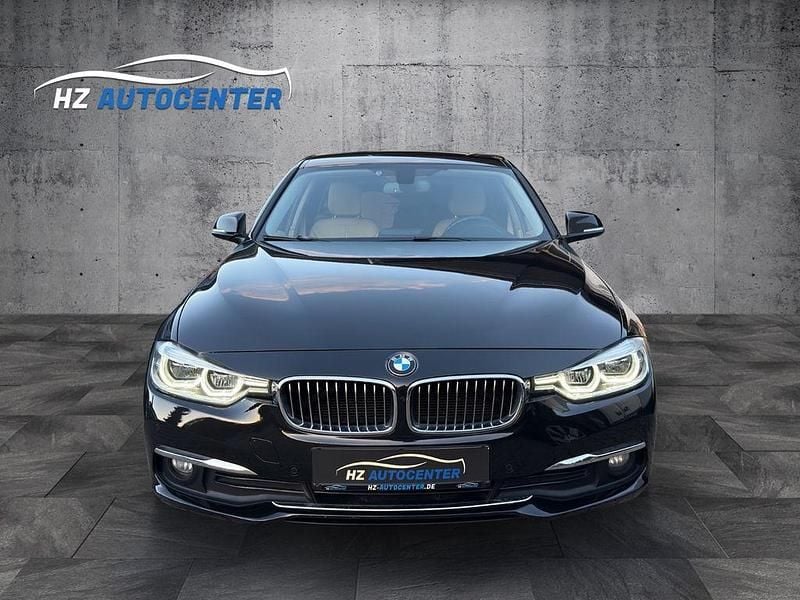 Gebraucht BMW 318 Luxury Line 150 PS (110 kW) 2016 Schwarz Kombi