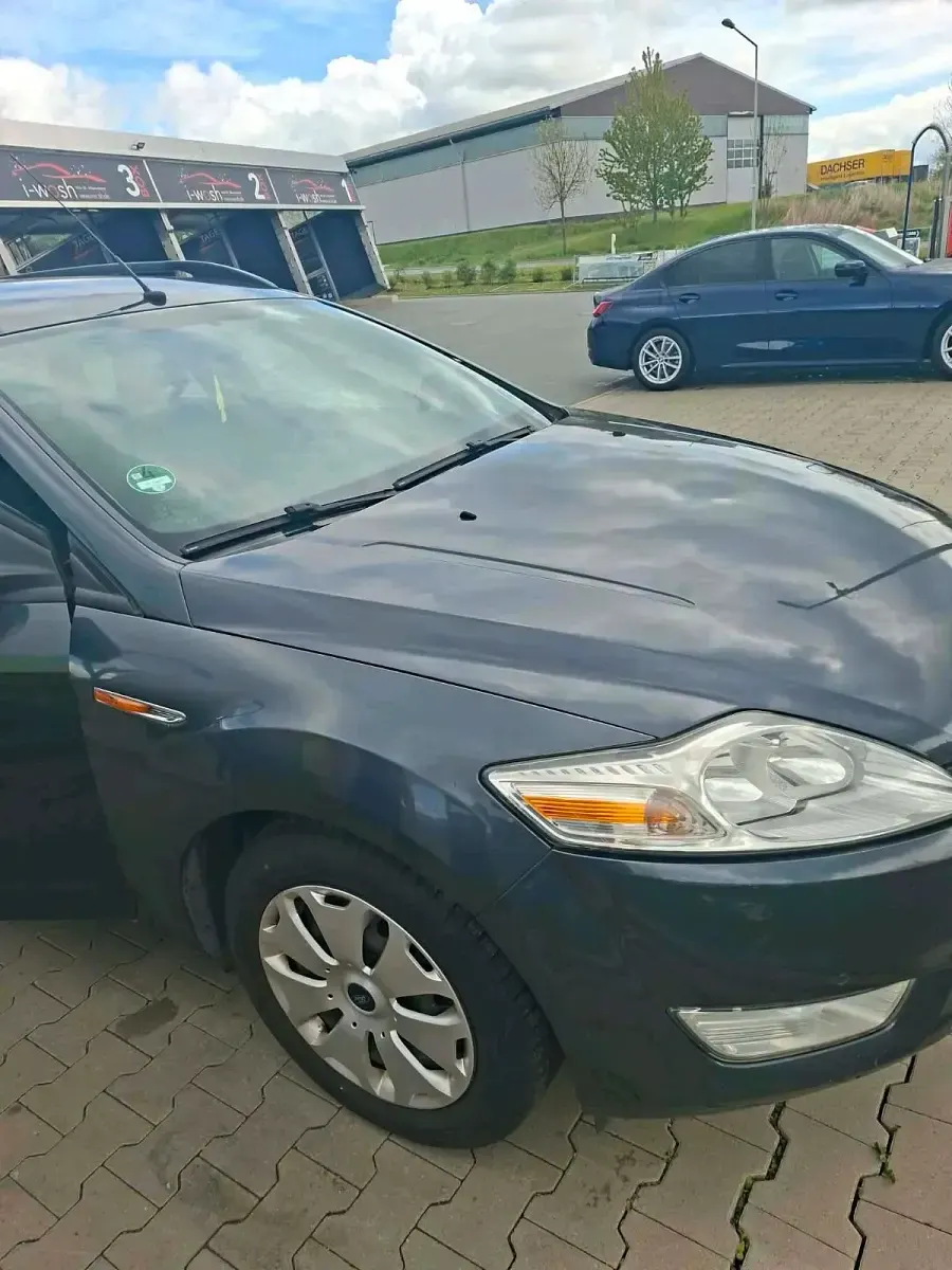 Gebraucht Ford Mondeo 140 PS (102 kW) 2008 Silber Kombi