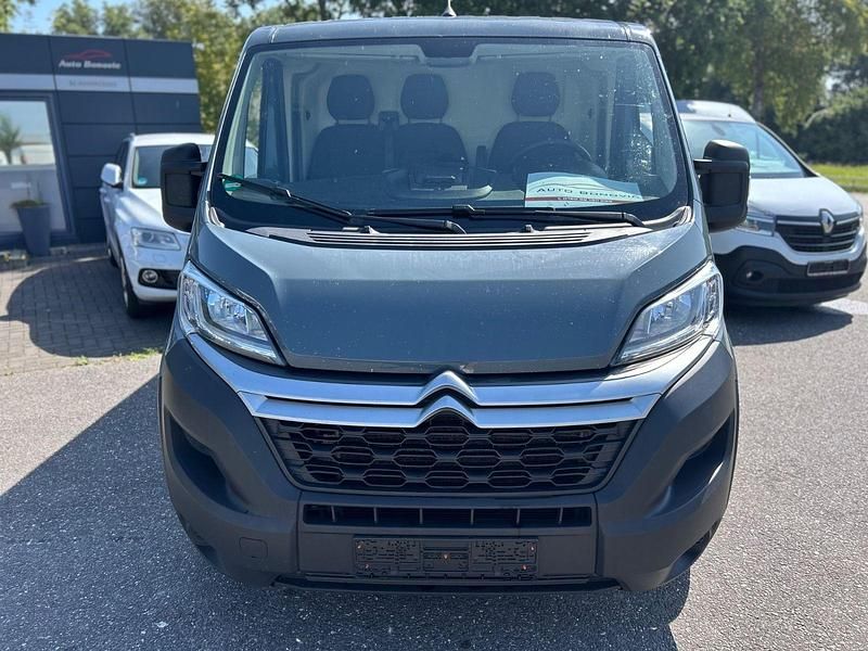 Grau Gebraucht 2023 Citroën Jumper Van / Kleinbus | 12.950 € (Superpreis) - Bild 1/3