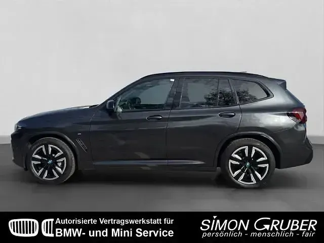 Gebraucht BMW iX3 Shadowline 210 kW (286 PS) 2024 Grau SUV