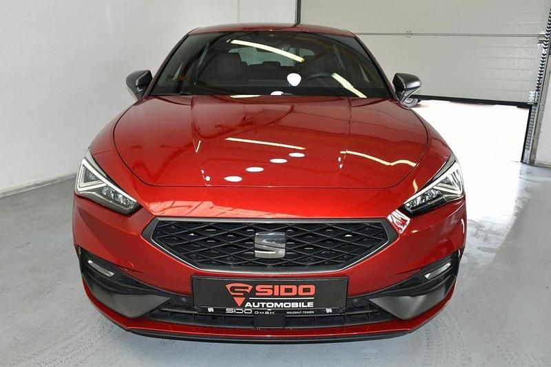 Gebraucht Seat Leon FR 150 PS (110 kW) 2020 Desire red (rot) Limousine