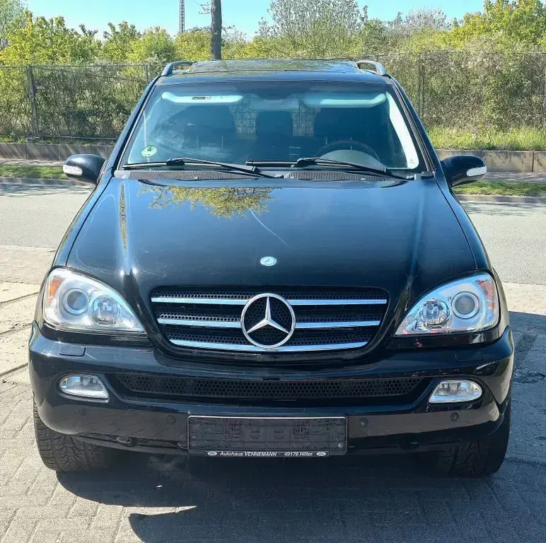 Gebraucht Mercedes ML400 250 PS (183 kW) 2002 Schwarz SUV