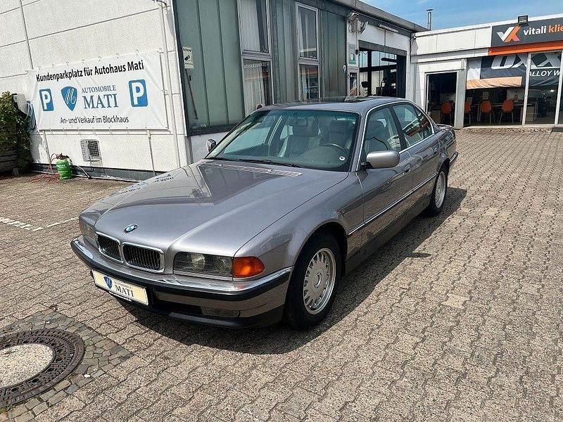 Silber Gebraucht 1999 BMW 728 Limousine | 3.450 € (Superpreis) - Bild 1/4