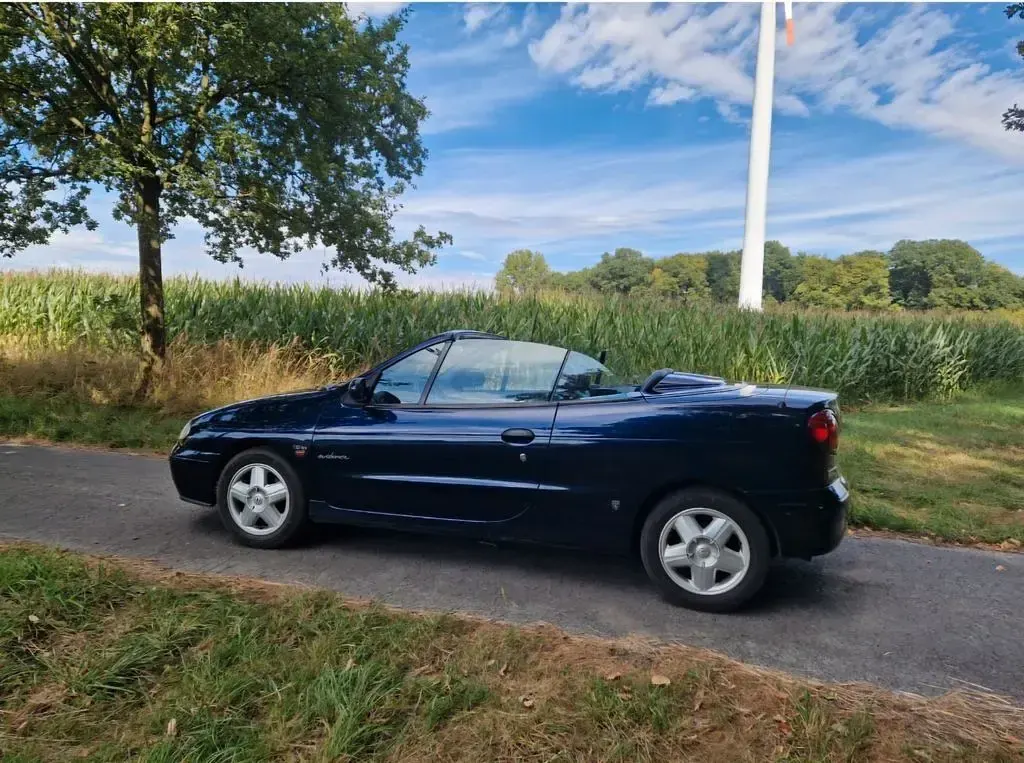 Gebraucht Renault Mégane Cabriolet 107 PS (78 kW) 2000 Blau Cabrio