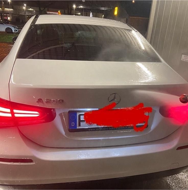 Gebraucht Mercedes A200 163 PS (119 kW) 2019 Weiß Limousine