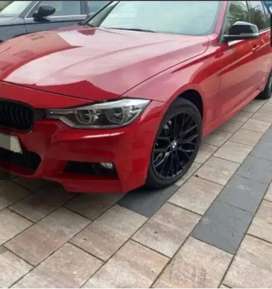 Gebraucht BMW 328 184 PS (135 kW) 2015 Rot Limousine