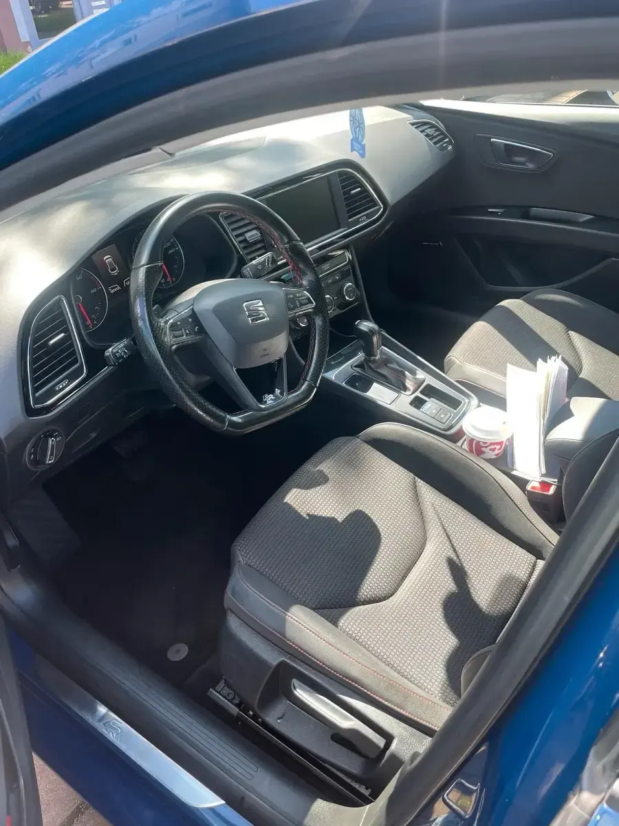 Używany Seat Leon 150 KM (110 kW) 2017 Niebieski Kombi