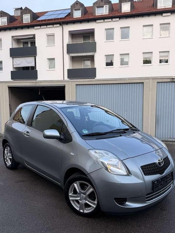 Gebraucht 2006 Toyota Yaris Executive Limousine | 3.599 € (Fairer Preis) - Bild 1/4