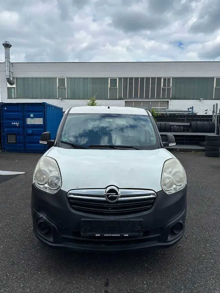 Occasion Opel Combo Edition 95 ch (69 kW) 2016 Blanc Monospace
