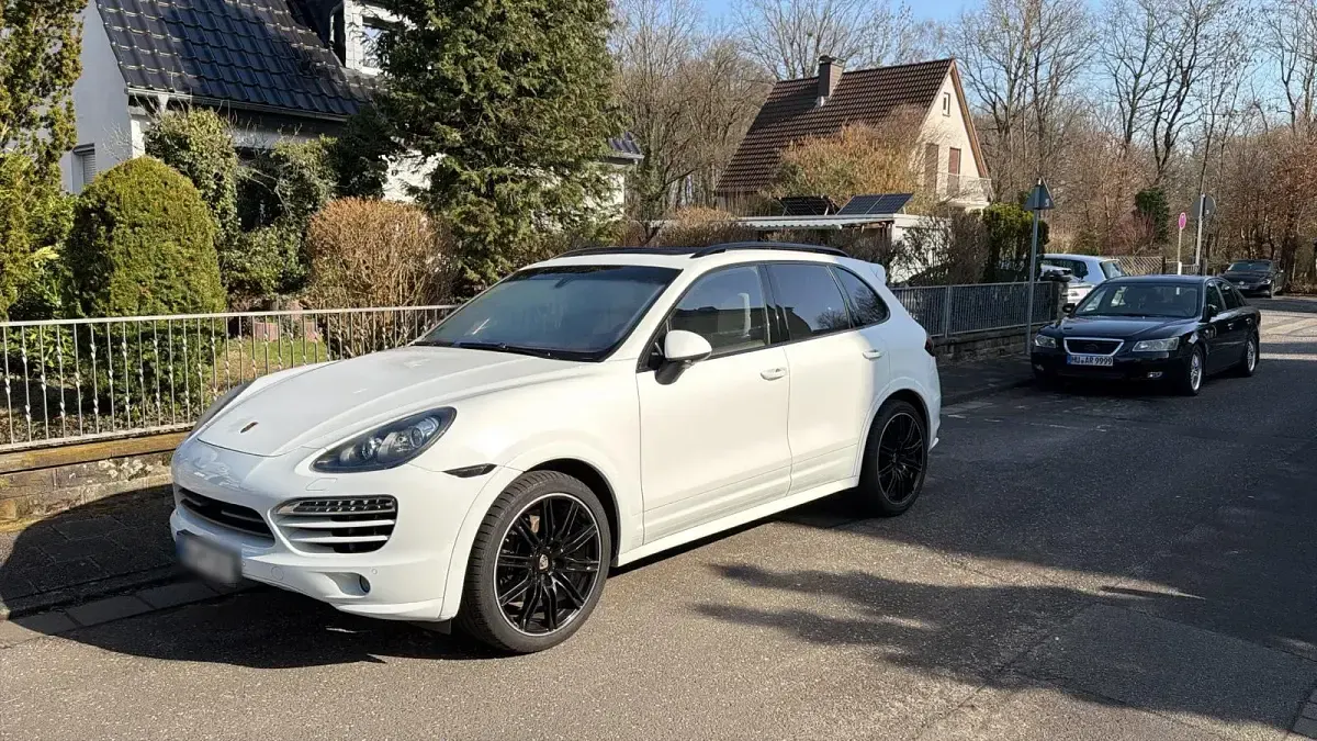 Gebraucht Porsche Cayenne GTS 245 PS (180 kW) 2012 Weiß SUV