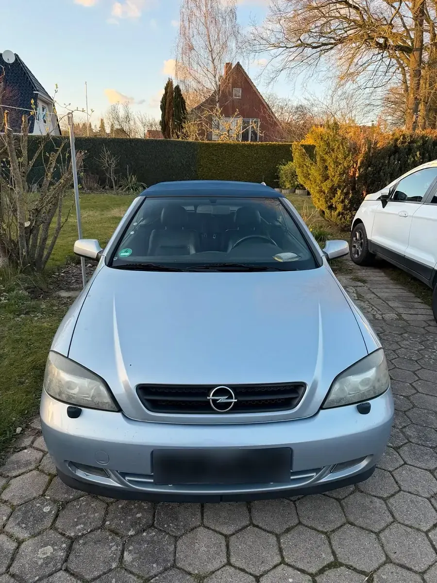 Gebraucht Opel Astra 146 PS (107 kW) 2002 Silber Cabrio