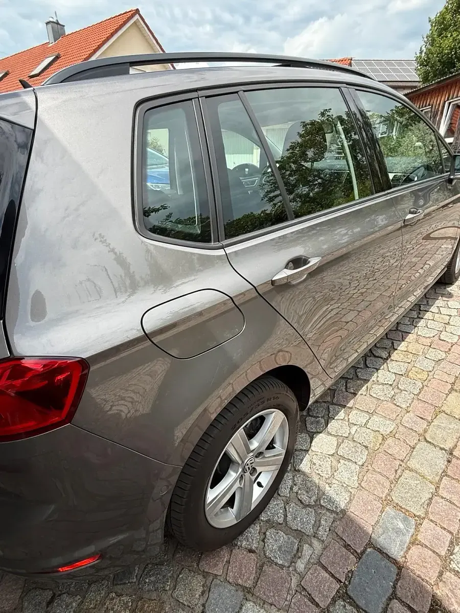 Gebraucht VW Golf VII 110 PS (80 kW) 2014 Kleinwagen