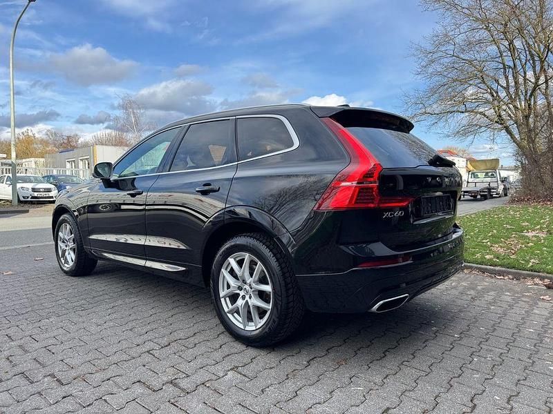 Gebraucht Volvo XC60 R-Design 235 PS (172 kW) 2018 Schwarz SUV