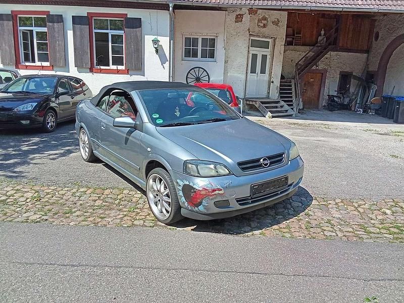 Grau Gebraucht 2004 Opel Astra Cabriolet Cabrio | 1.500 € (Guter Preis) - Bild 1/4