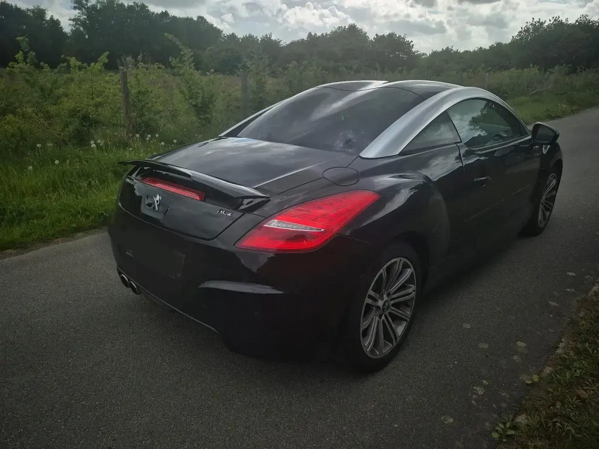 Gebraucht Peugeot RCZ 156 PS (114 kW) 2010 Schwarz Coupé