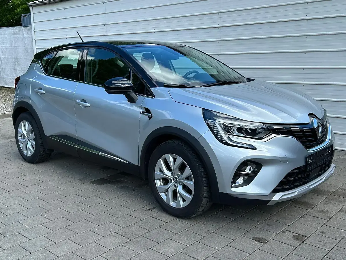 Gebraucht Renault Captur 140 PS (102 kW) 2021 Silber SUV