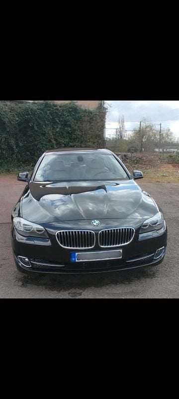 Gebraucht BMW 523 204 PS (150 kW) 2010 Grau Limousine