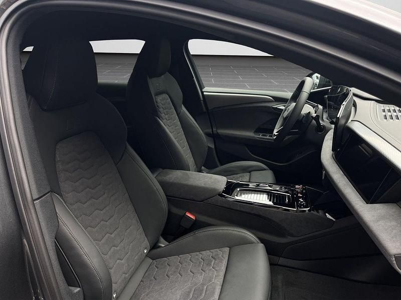 Gebraucht Audi A6 e-tron S-Line 269 kW (367 PS) 2026 Daytonagrau perleffekt (metallic) Kombi