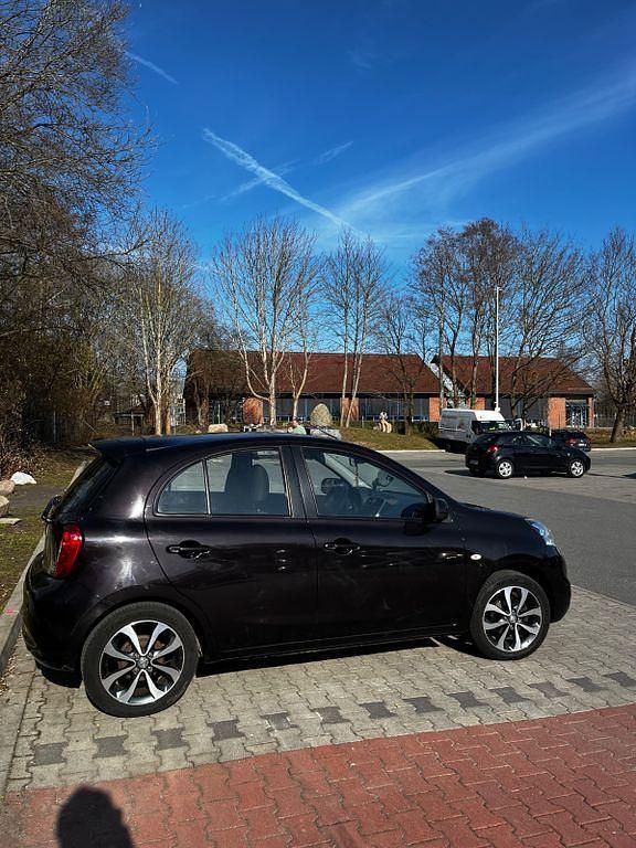 Gebraucht Nissan Micra 80 PS (58 kW) 2014 Violet Kleinwagen