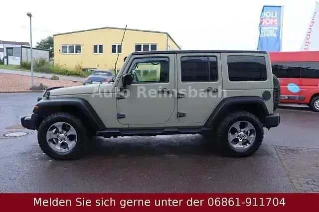 Gebraucht Jeep Wrangler Sahara 200 PS (147 kW) 2017 Grau SUV