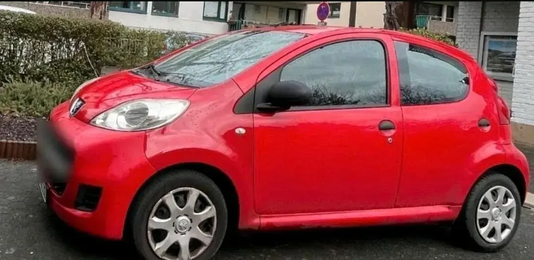 Gebraucht Peugeot 107 68 PS (50 kW) 2009 Rot Kleinwagen