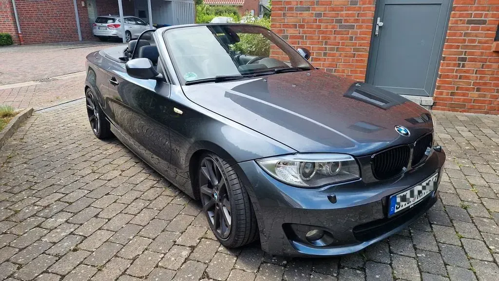 Gebraucht BMW 120 Cabriolet Performance 177 PS (130 kW) 2013 Grau Cabrio