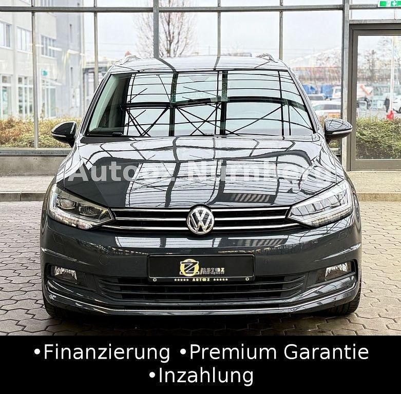 Gebraucht VW Touran Highline 190 PS (139 kW) 2019 Grau Van / Kleinbus