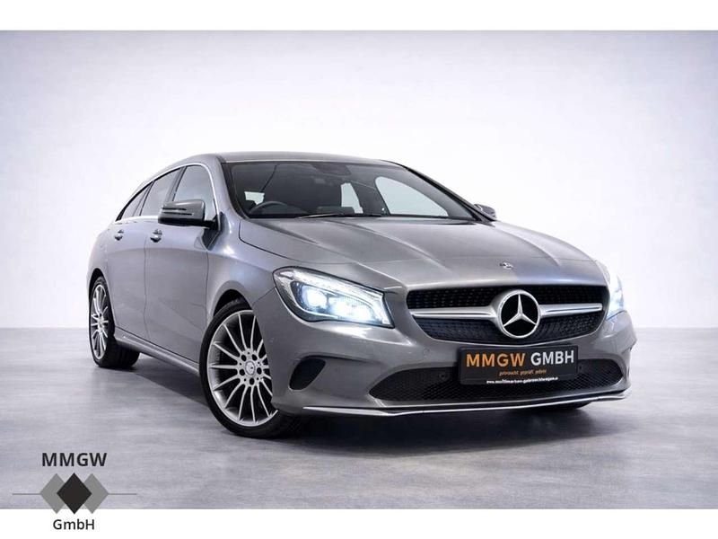 Gebraucht Mercedes CLA250 Urban 211 PS (155 kW) 2018 Grau Limousine