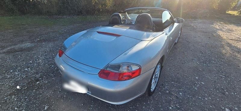 Second-hand Porsche Boxster 228 CP (167 kW) 2003 Argintiu Cabrio