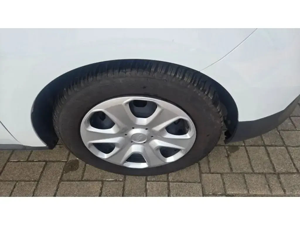 Gebraucht Ford Transit 101 PS (74 kW) 2023 Frozen white Van