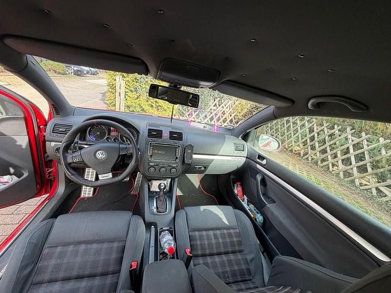 Gebraucht VW Golf GTI 200 PS (147 kW) 2008 Rot Coupé