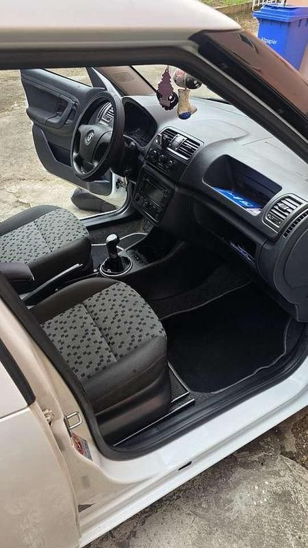 Gebraucht Skoda Roomster 80 PS (58 kW) 2008 Van / Kleinbus