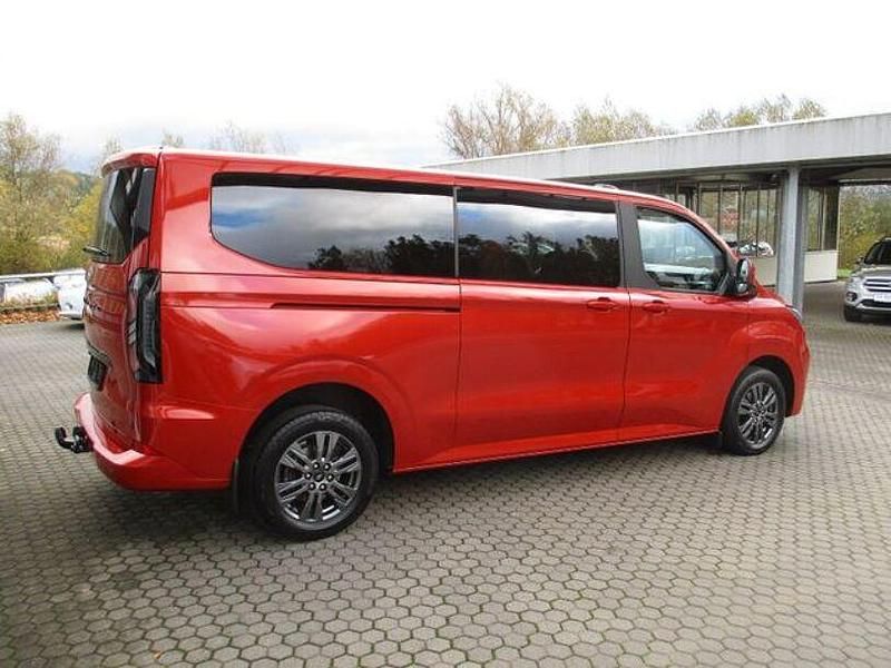 Gebraucht Ford Tourneo Custom Titanium 110 PS (80 kW) 2024 Andere Van
