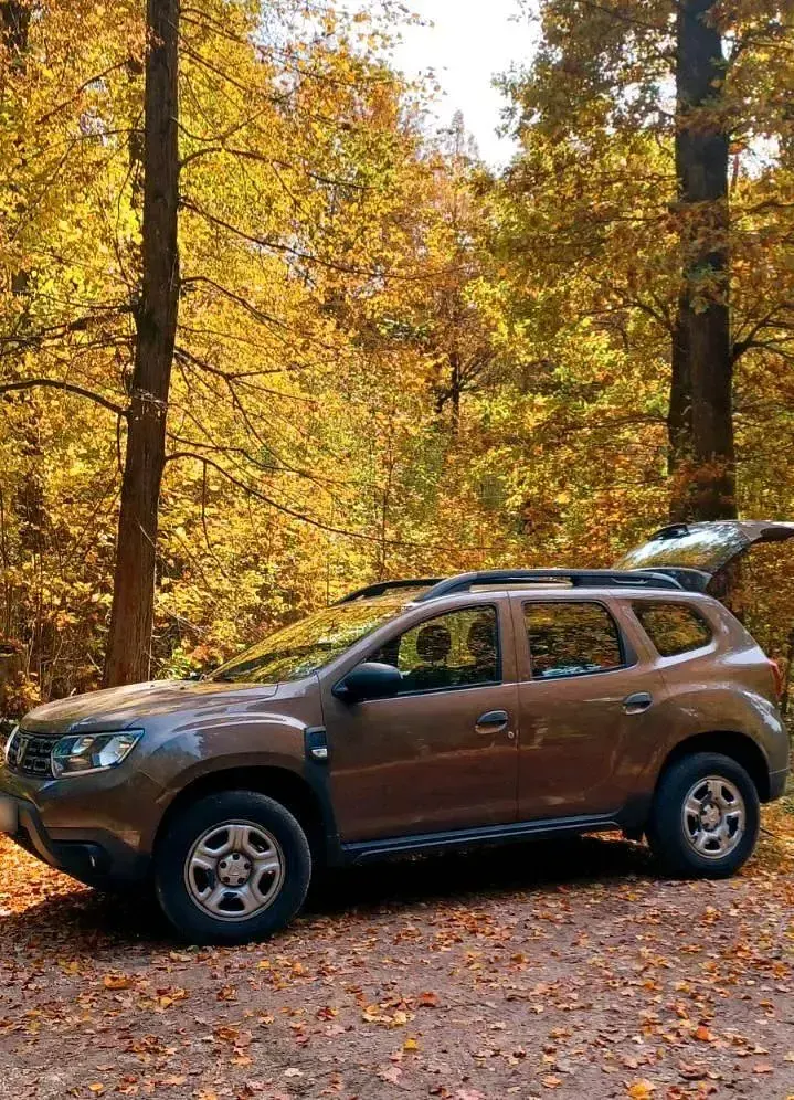 Second-hand Dacia Duster 105 CP (77 kW) 2019 Maro SUV