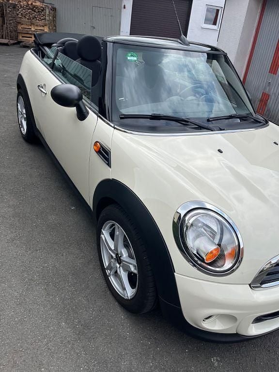 Beige Gebraucht 2015 Mini One Cabriolet Cabrio | 11.600 € (Fairer Preis) - Bild 1/4