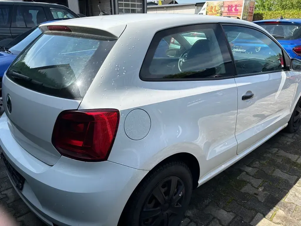Gebraucht VW Polo Trendline 60 PS (44 kW) 2014 Weiß