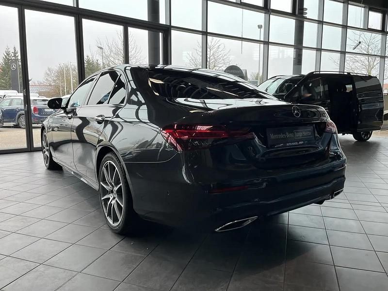 Gebraucht Mercedes E220 AMG 194 PS (142 kW) 2020 Andere Limousine