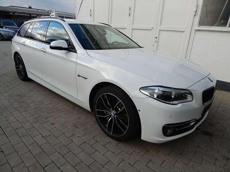 Gebraucht BMW 530 Luxury Line 258 PS (189 kW) 2015 Weiß Kombi