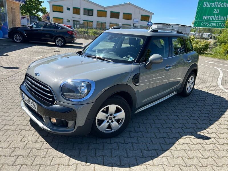 Schwarz Gebraucht 2017 Mini Cooper Countryman SUV | 16.500 € - Bild 1/4
