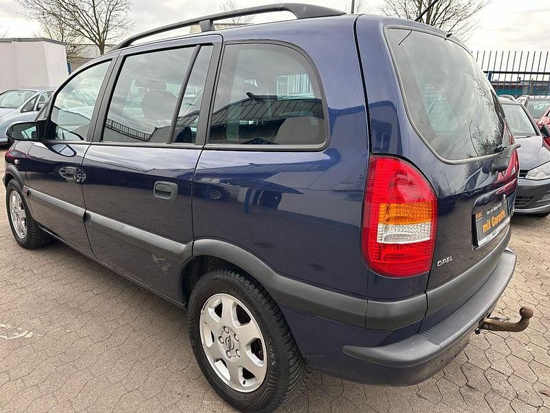 Gebraucht Opel Zafira Comfort 116 PS (85 kW) 2000 Blau Van / Kleinbus